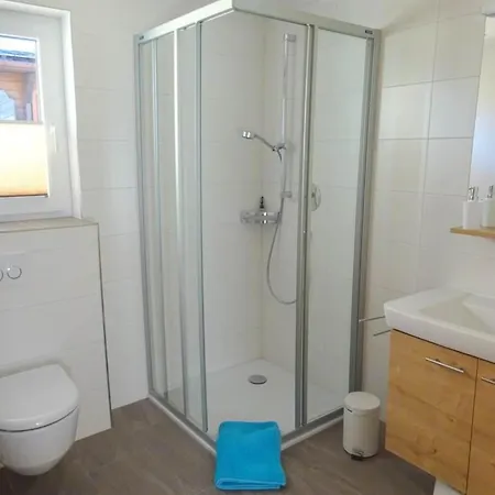 Robert 1- Og Sued Appartement-fewo- Dusche Oder Bad- Wc By Interhome Apartamento *